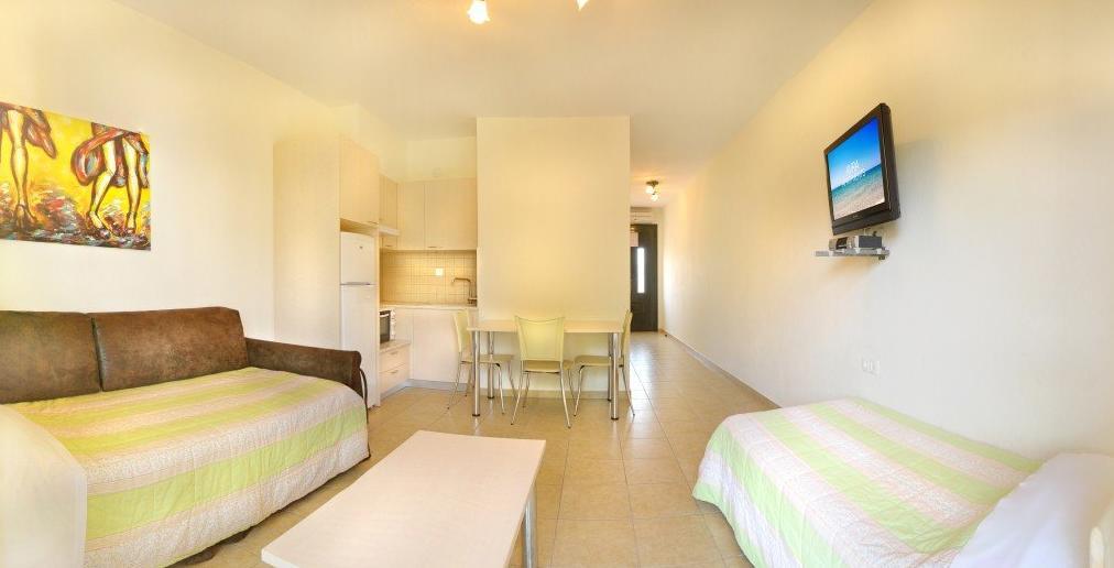 Avra Apartments Neos Marmaras Room photo